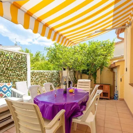 S46-casa De Vacaciones Climatizada Con Piscina, En El Centro Junto Al Mar, Barbacoa Y Wiifi בית נופש אמפוריבראבה